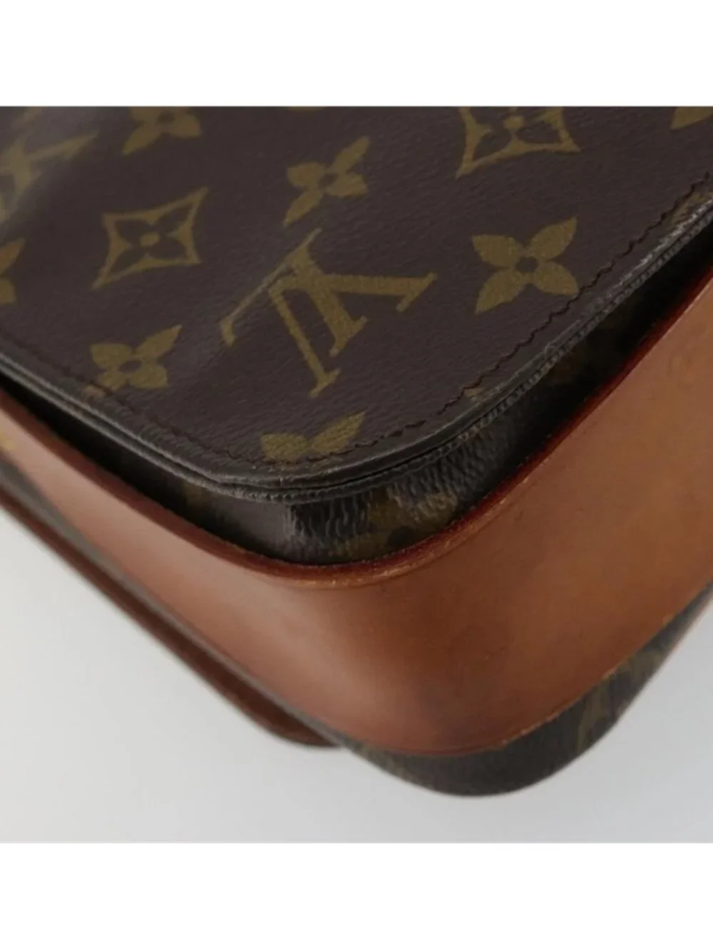 Authentic LOUIS VUITTON Monogram Cartouchiere MM Shoulder Bag M51253 LV